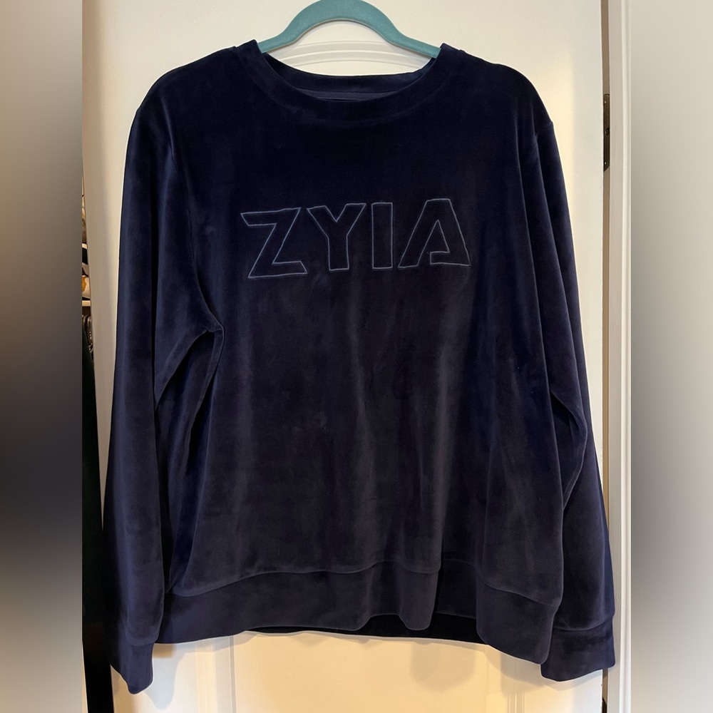 ZYIA Women’s Navy Velour Sweatshirt 2XL